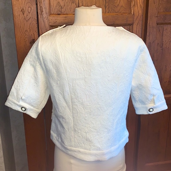 NWT⭐️Dressy Floral (Daisy) Design JACKET Cream Short Sleeve by DARLING🌼 - Picture 5 of 15